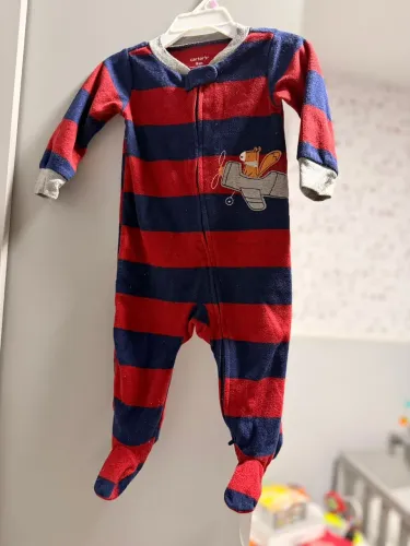Macacão fleece Carters 9 meses