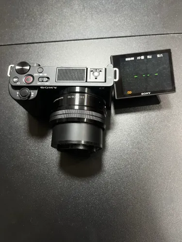 ZV-E10 