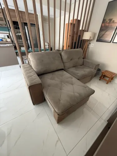 Sofá Retrátil e Reclinável 4 Lugares com Chaise - Super Confortável