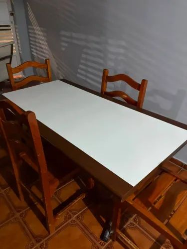 Mesa c cadeira