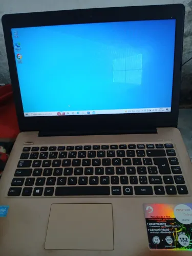 2 notebooks pra retirada de peca
