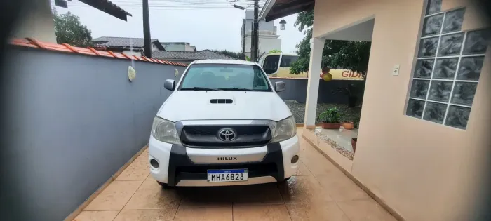 Toyota Hilux CD SRV D4-d 4X4 3.0 TDI Dies 2010