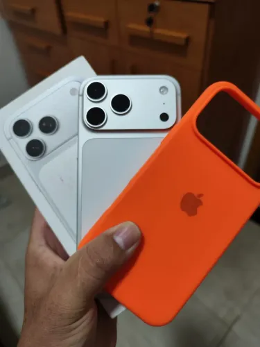 Vendo iPhone 17 pro Max 256 GB