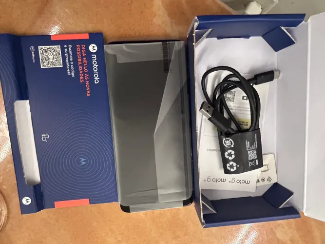 Celular Moto G15 ainda na caixa, nunca usado!