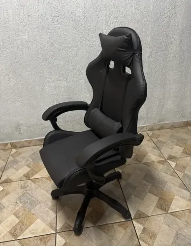 Cadeira gamer/escritório. Nova, na caixa. Só escolher a cor