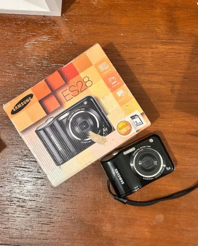 Câmera digital samsung es28 com caixa original - sem teste