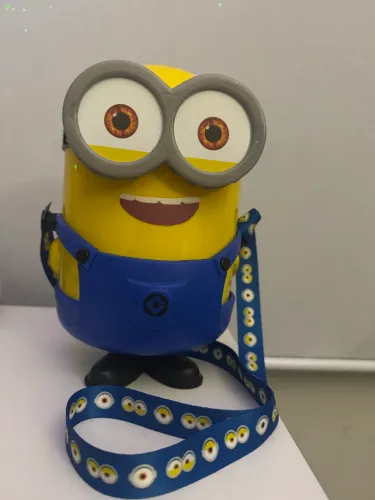 Balde de Pipoca Premium Minions com cordão