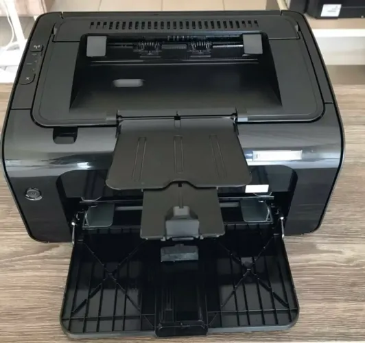 Impressora HP LaserJet P1102W com Wi-Fi