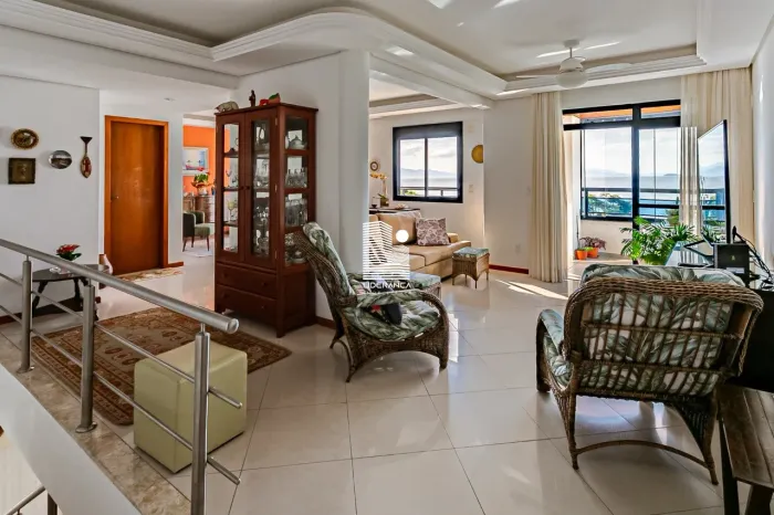 APARTAMENTO DUPLEX 03 DORMITÓRIOS NO ESTREITO