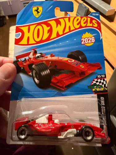 Hot Wheels Ferrari F2004