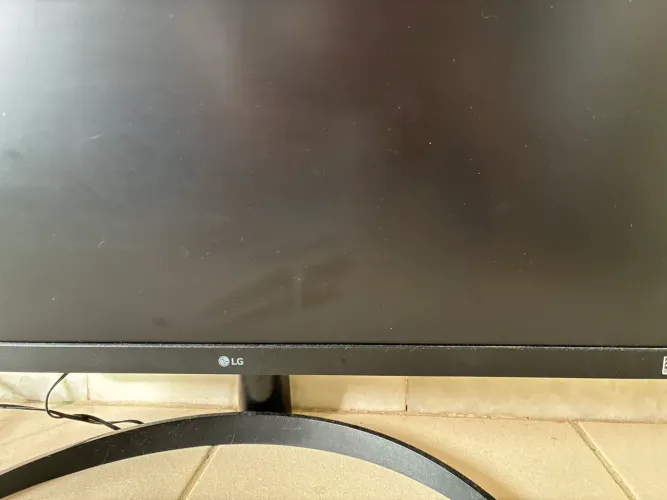 Monitor Ultra Wide LG