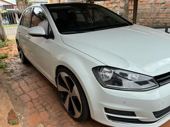 Volkswagen Golf Highline 1.4 TSI 140cv Aut. 2015