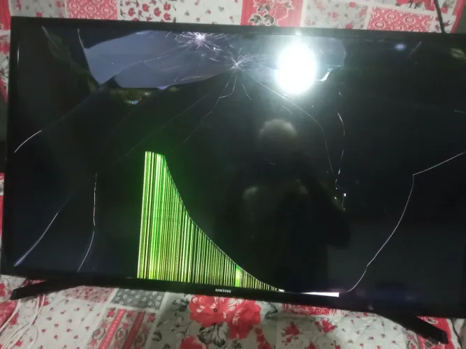 Tv pra tira peça