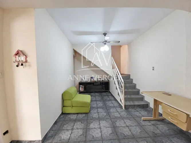 Casa 3 dormitórios à venda no Jardim Conceição,Osasco próxima ao Rodoanel com 6 vagas de g
