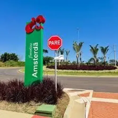 Terreno à venda no bairro Jardins Amsterdã - Goiânia/GO