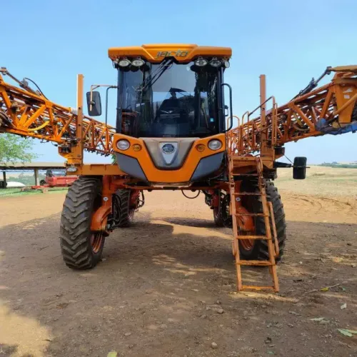 Pulverizador Autopropelido Jacto Uniport 3030 - 4X4 2012 Usado