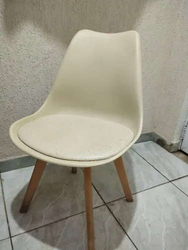 Cadeira apenas essa!