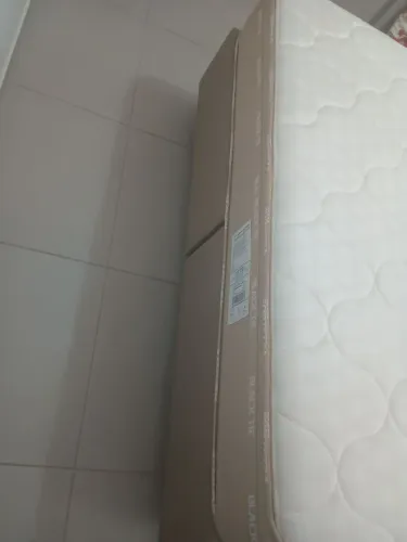 Cama box quen semi nova 