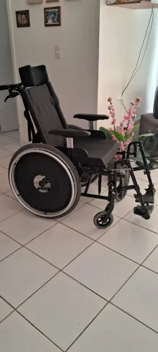 Cadeira de Rodas