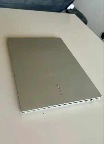 Notebook Samsung Galaxy Book Go