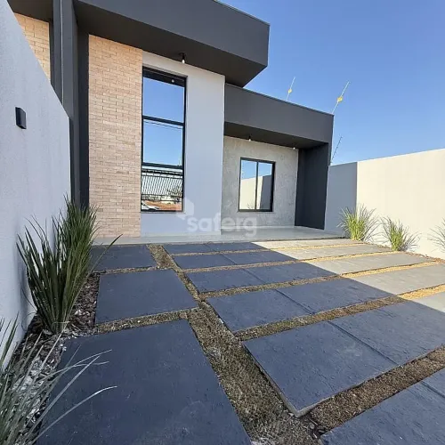 Casa à venda no bairro Tropical em Cascavel-PR