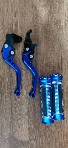 Manete e manopla esportiva