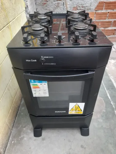 Vende-se Fogão 4 bocas