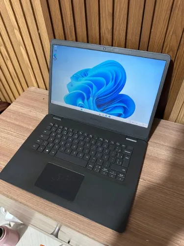 Dell Vostro 3401 I5 1035G1 8gb Ddr4 Ssd 256gb - Excelente