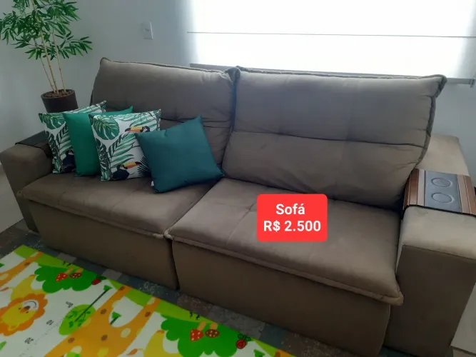 Sofá reclinável