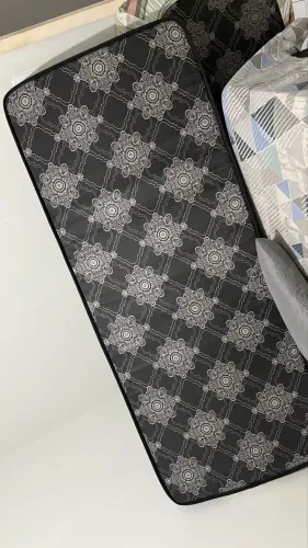 Vendo colchão solteiro