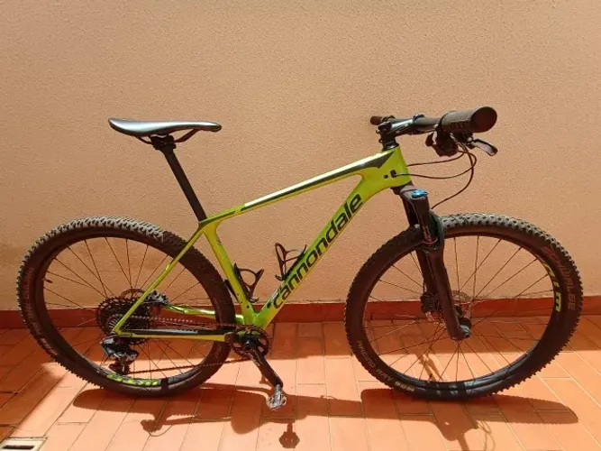 Bicicleta MTB Cannondale FSI Carbon 5