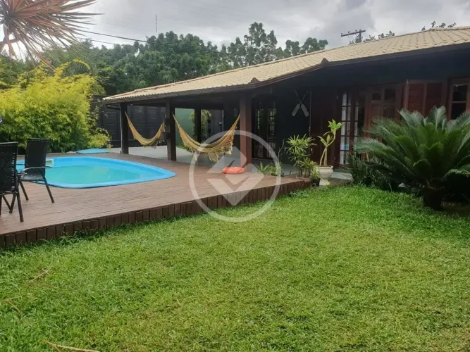 LINDA CASA NO RIO TAVARES TÉRREO COM PISCINA codigo: 293401