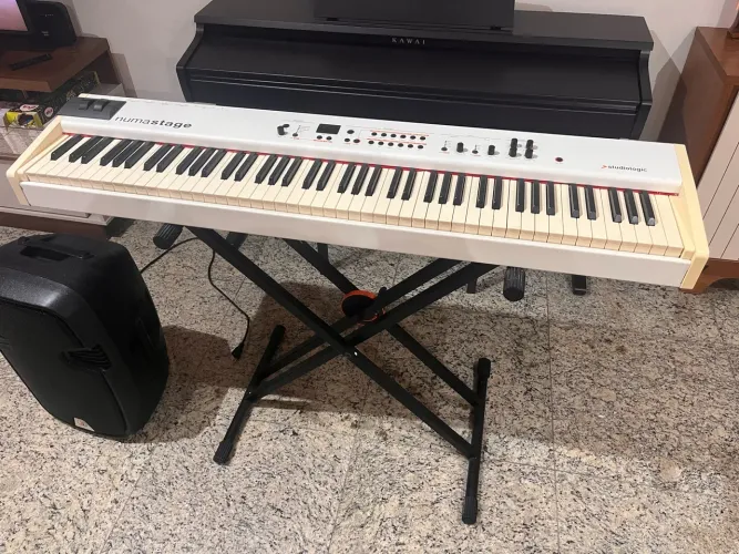 Piano digital Studiologic Numa Stage
