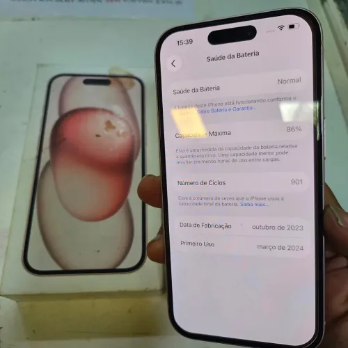 iPhone 15 