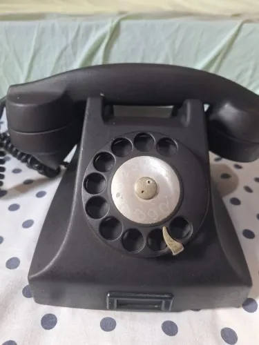 Telefone antigo