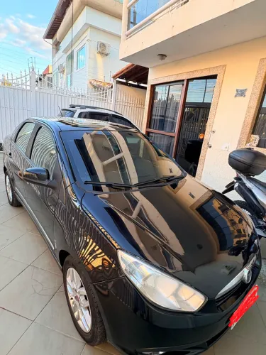 Fiat Grand Siena Essence Dual. 1.6 Flex 16V 2016