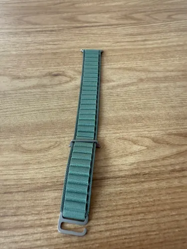 Pulseira original Apple - Loop olive - Apple Watch Ultra