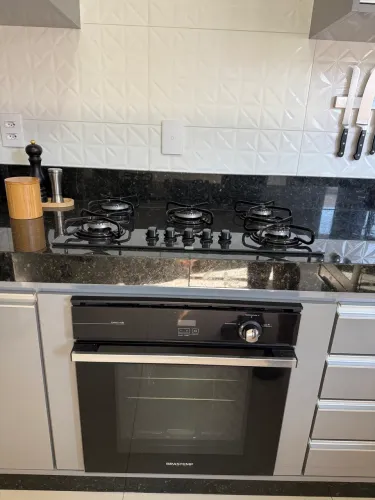 Cooktop e forno a gás Brastemp de embutir