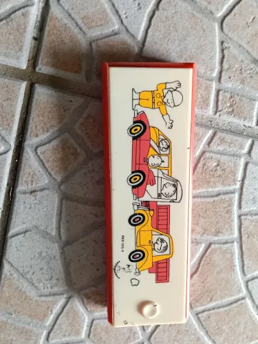Estojo escolar antigo