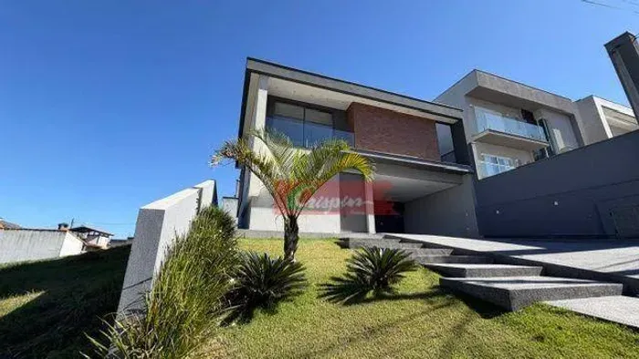 Sobrado com 4 dormitórios à venda, 300 m² por R$ 2.990.000,00 - Residencial Real Park - Ar