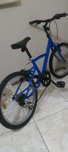 Bicicleta aro 20 INFANTIL B TWIN NOVA COM 7 MARCHAS ( COMPRADA NA DECATHLON )