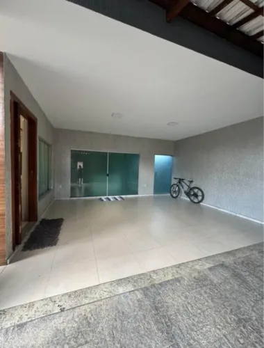 Vendo Imóvel 3 quartos, 2 Banheiros, Área de serviço