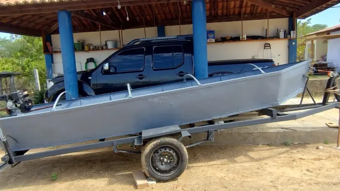 Barco completo (motor e reboque 