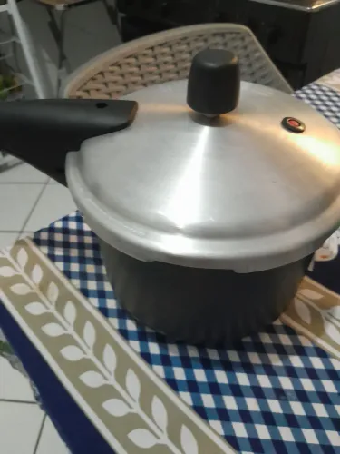 Panela de presao tramontina