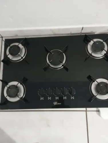 Vendo este fogão 5 boca conservado