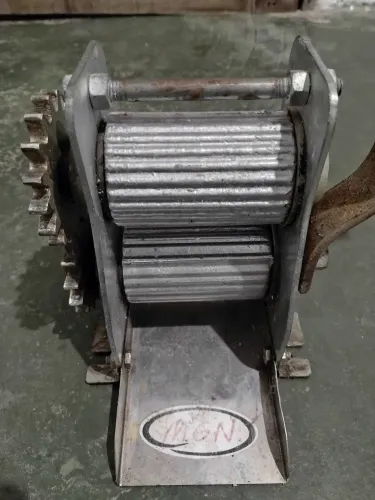 Engenho Manual De Cana Garapeira Com 2 Moendas