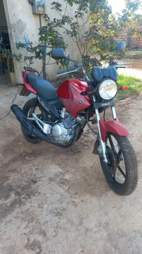 Vende-se moto em boa condição