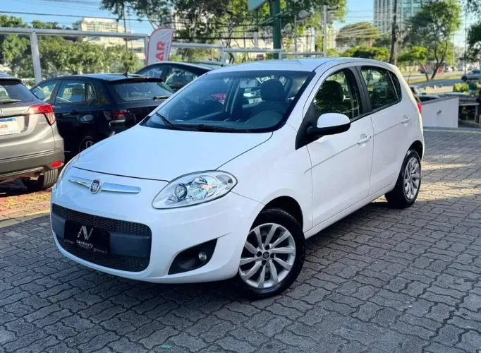 Fiat Palio Essence 1.6 Flex 16V 5P 2013