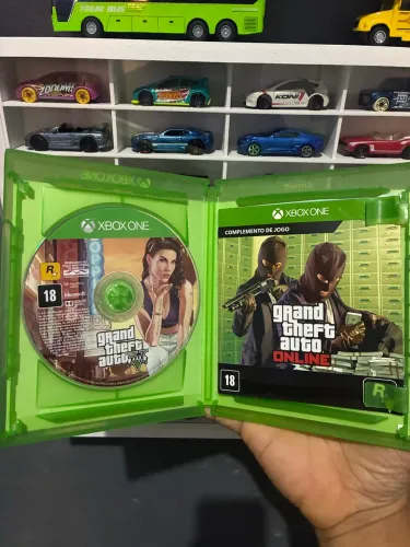 GTA V Xbox one , pego jogo de Ps4