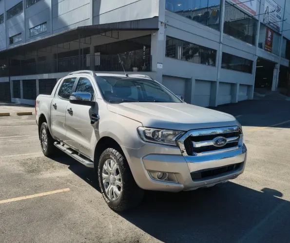Ford Ranger Limited 3.2 20V 4X4 CD Aut. Dies. 2017